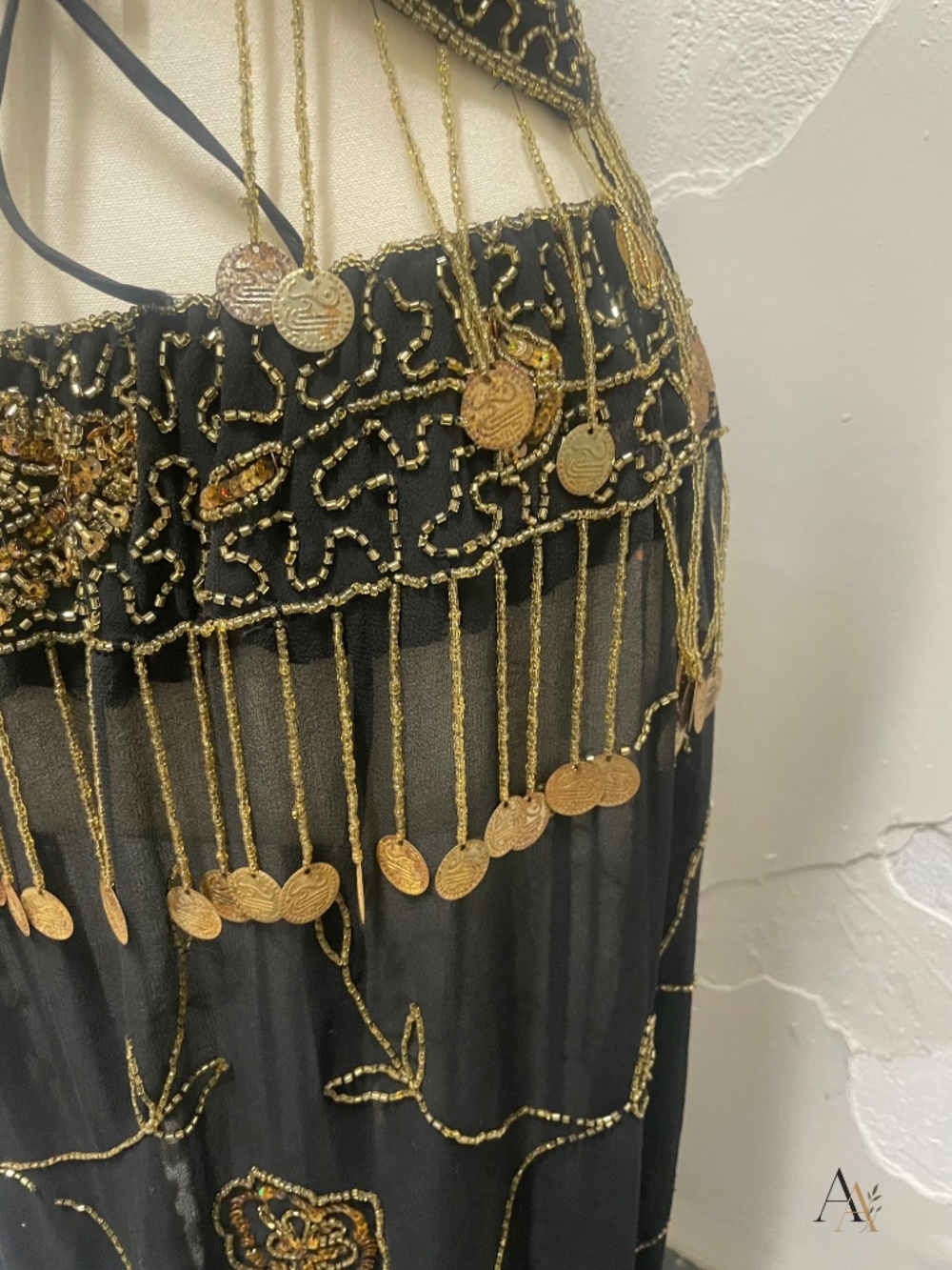 ✨ Stunning Vintage Hand-Beaded Middle Eastern Belly Dance Costume Set ✨ - Picture 6 of 15
